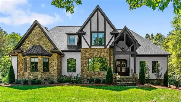 7376 Hidden View Drive, Oak Ridge, NC 27310