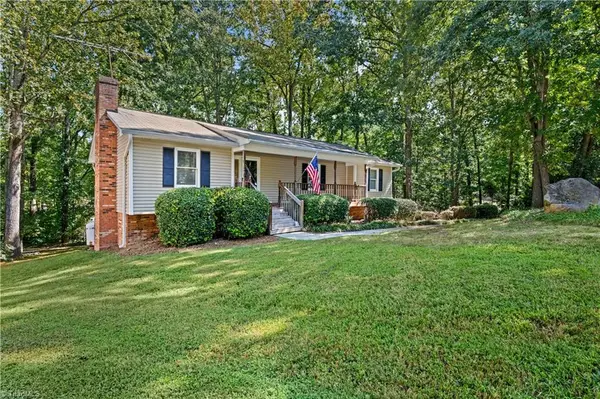 370 Tamworth Drive, Clemmons, NC 27012