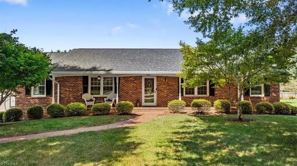 5961 Cottonwood Lane, Clemmons, NC 27103 - #1