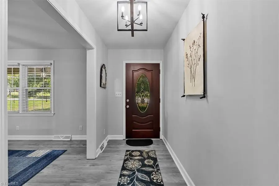 5961 Cottonwood Lane, Clemmons, NC 27103 - #3