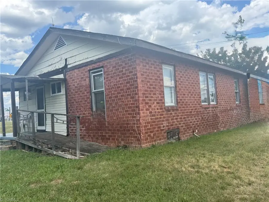 504 Norwalk Street, Greensboro, NC 27407 - #3