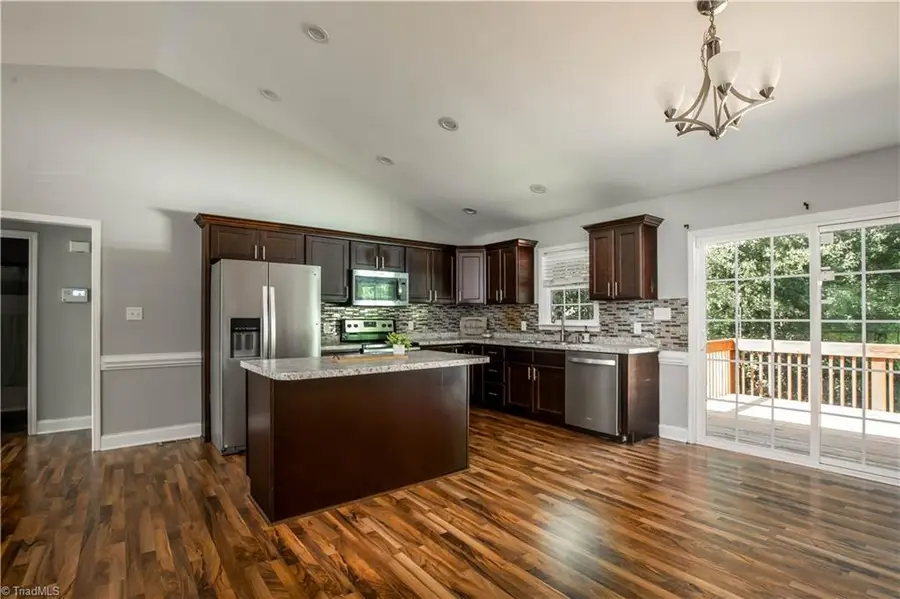 9 Brandy Wine Drive, Thomasville, NC 27360 - #3