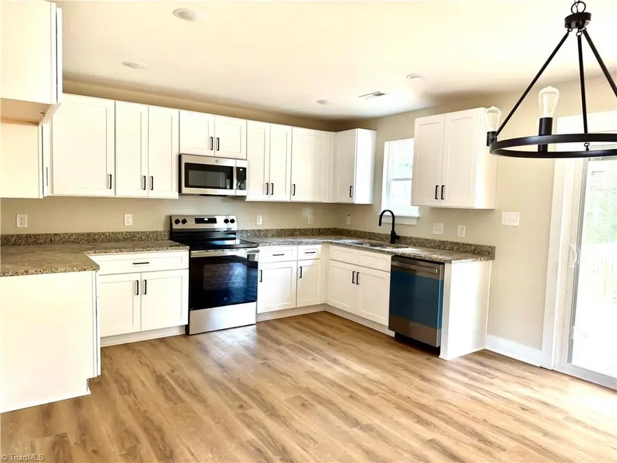 1045 W Holly Hill Road, Thomasville, NC 27360 - #3