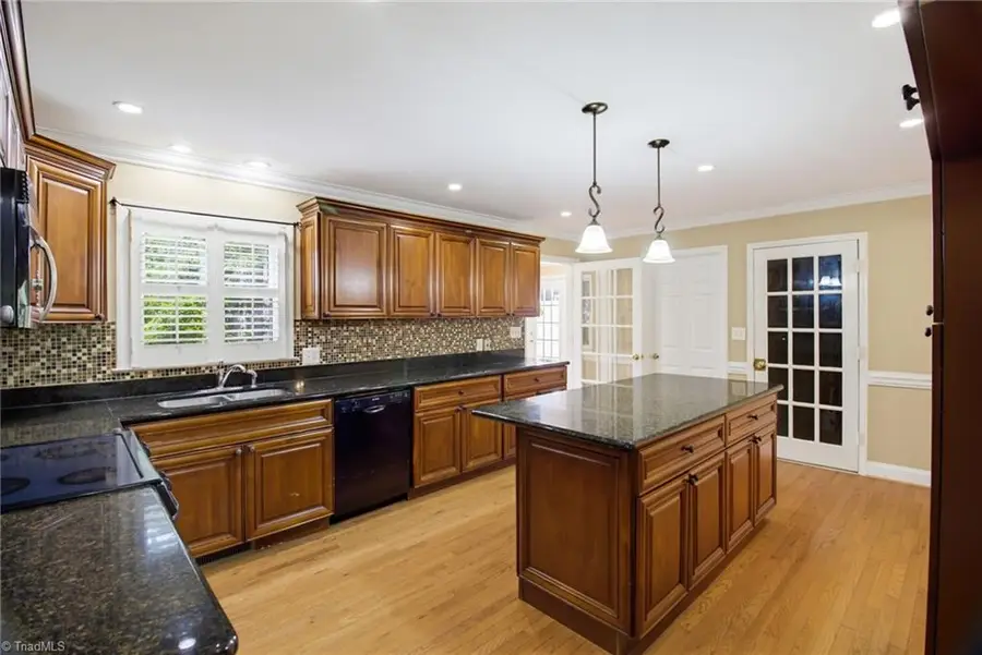 3414 Edgefield Road, Greensboro, NC 27409 - #2