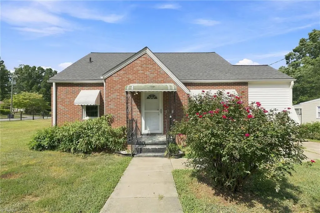 812 Oak Street, Reidsville, NC 27320 - #1