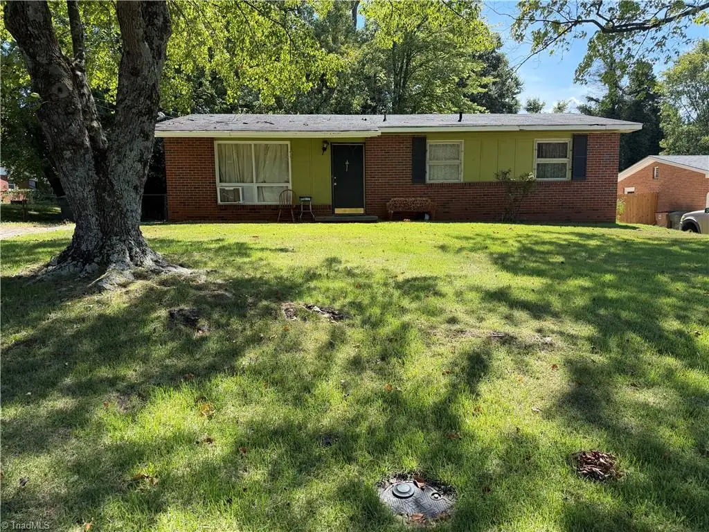 1210 Guest Street, Greensboro, NC 27405 - #1