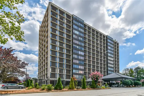 1101 N Elm Street #903, Greensboro, NC 27401