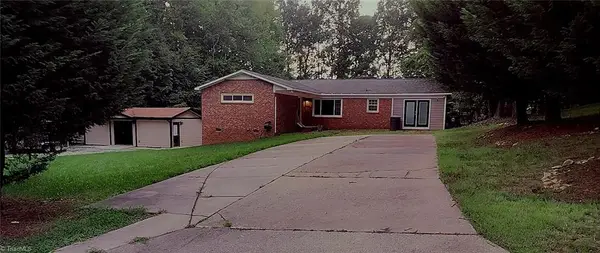 5008 Kenview Street, Greensboro, NC 27410
