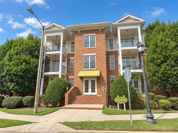 238 E Lewis Street #403, Greensboro, NC 27406