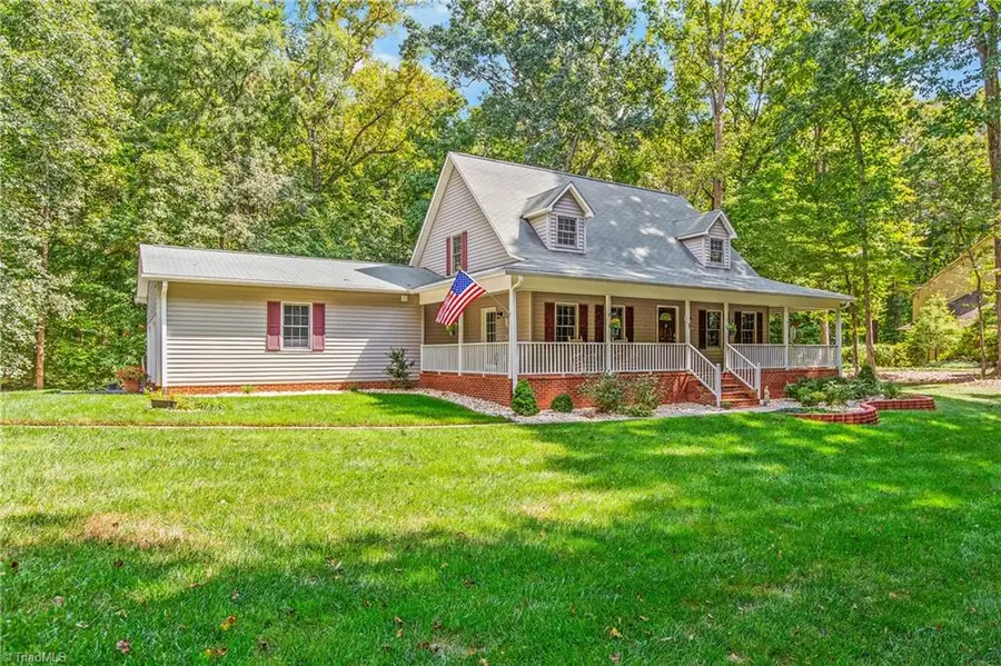 1709 Beechwood Road, Yadkinville, NC 27055 - #3