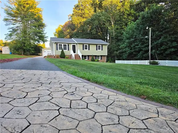 127 Miller Street, Mount Airy, NC 27030