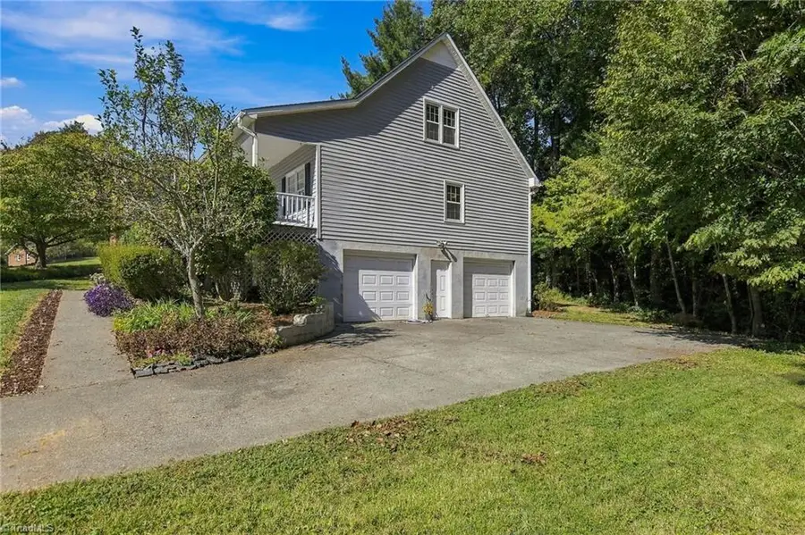 2370 Oakton Drive, Clemmons, NC 27012 - #3