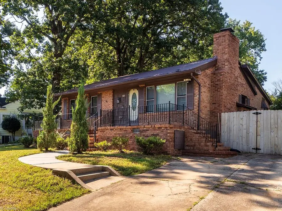 933 Graham Street, Burlington, NC 27217 - #2