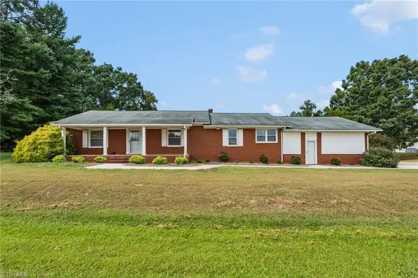 3827 Nc Highway 772, Walnut Cove, NC 27052