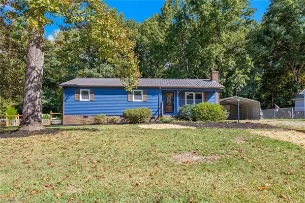 4 Sharon Drive, Thomasville, NC 27360