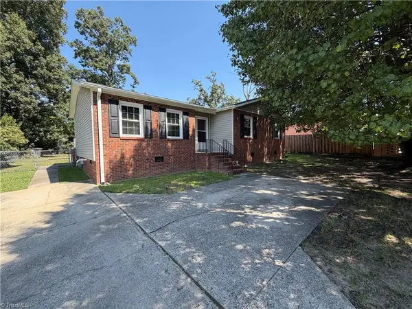 3017 Wendover Avenue, Greensboro, NC 27405