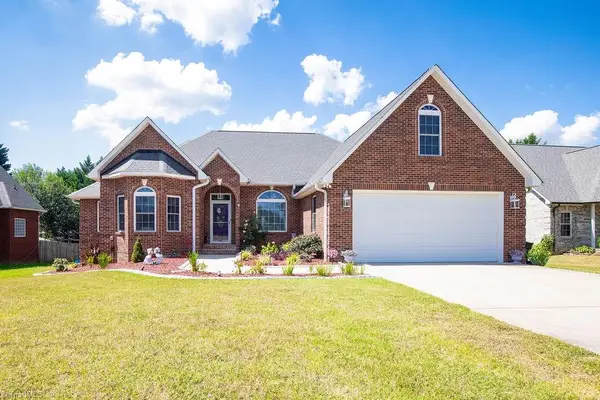1003 Bradford Lane, Archdale, NC 27263