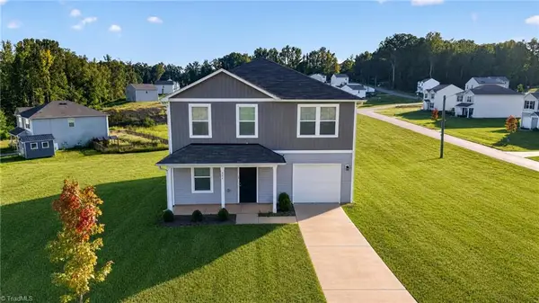 806 Fox Laurel Court, Asheboro, NC 27205