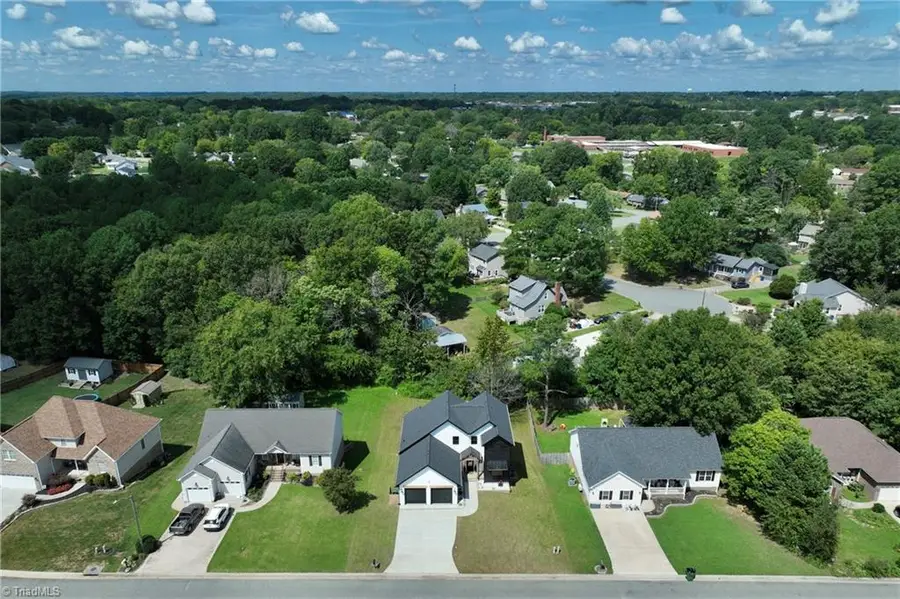 504 Old Farm Road, Graham, NC 27253 - #3