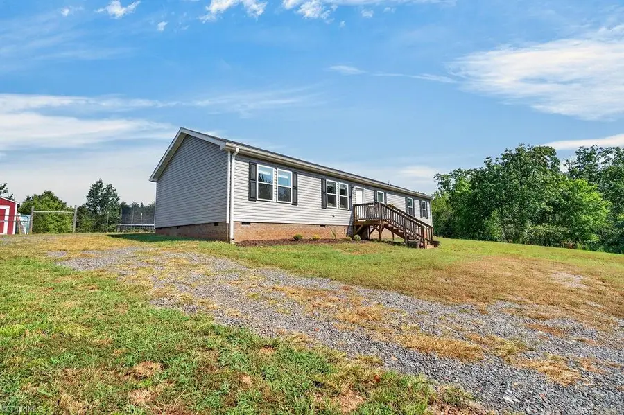 1641 Dodgetown Road, Walnut Cove, NC 27052 - #3