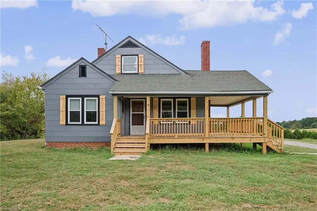 2429 Smithtown Road, East Bend, NC 27018 - #1