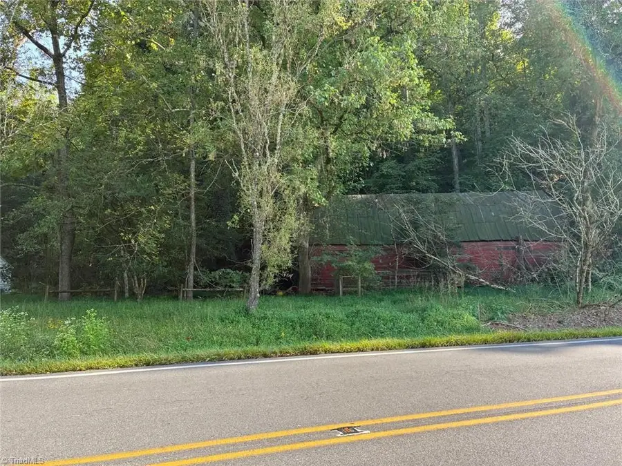000 Nc Highway 268, Wilkesboro, NC 28697 - #2