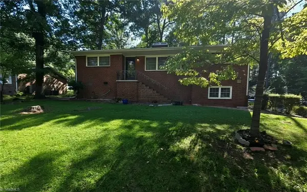 104 Oak Lane, Randleman, NC 27317
