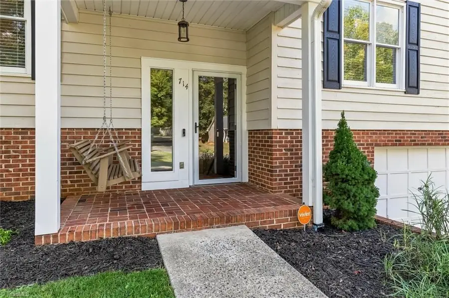 714 Old Barn Circle, Pilot Mountain, NC 27041 - #3