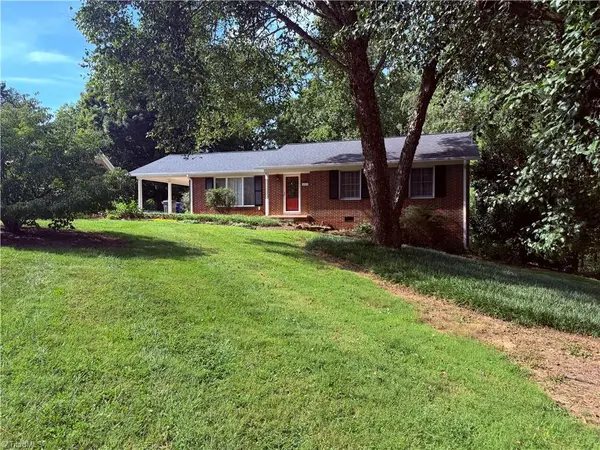 802 Woodland Boulevard, Wilkesboro, NC 28697