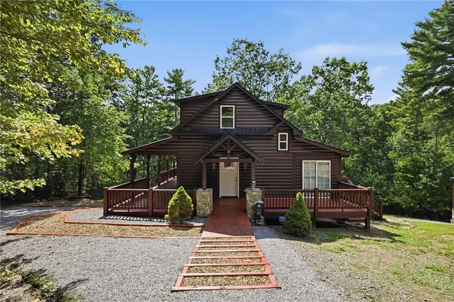 1158 Staghorn Road, Purlear, NC 28665 - #2
