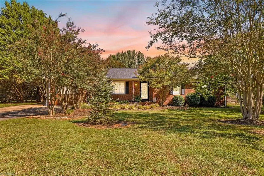 230 E Old Farm Road, Salisbury, NC 28146 - #2