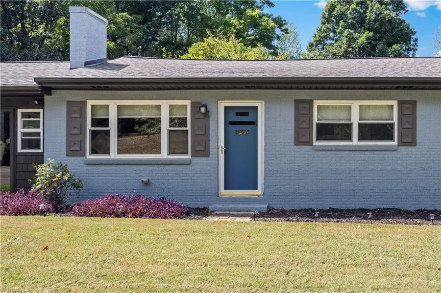 2816 Vanhoy Road, Yadkinville, NC 27055 - #3