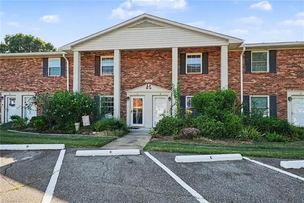 2330 Bay Meadows Court, Clemmons, NC 27103