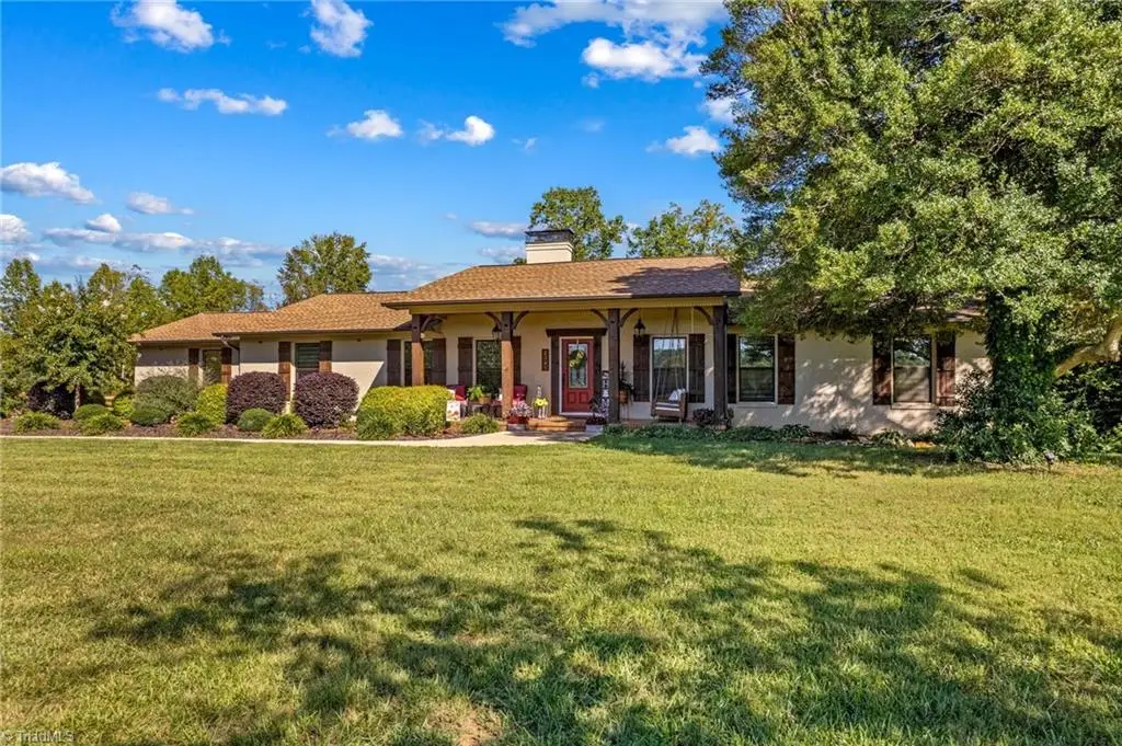 2361 Kennedy Road, Thomasville, NC 27360 - #1