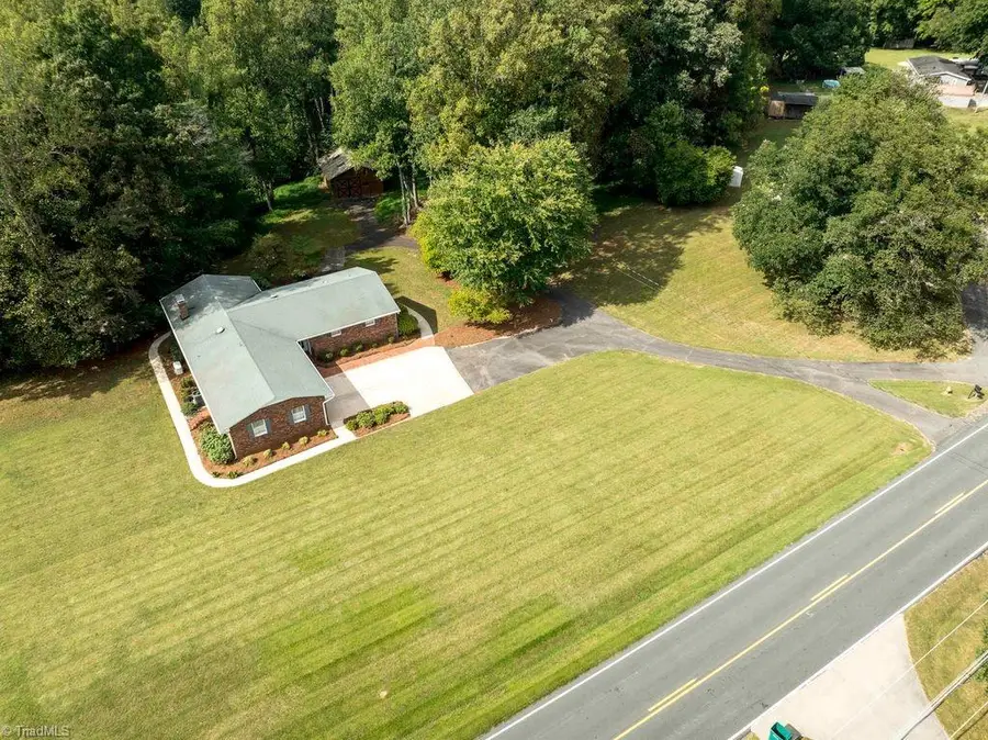 726 Walkertown Guthrie Road, Middle Fork Ii, NC 27101 - #3