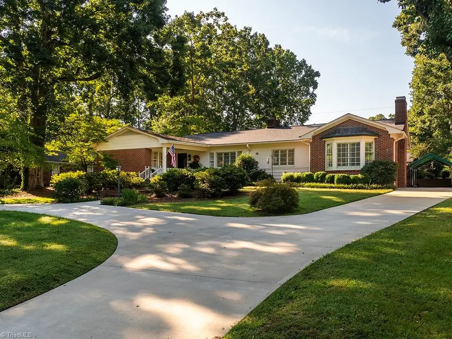 2216 Canterbury Drive, Burlington, NC 27215 - #2