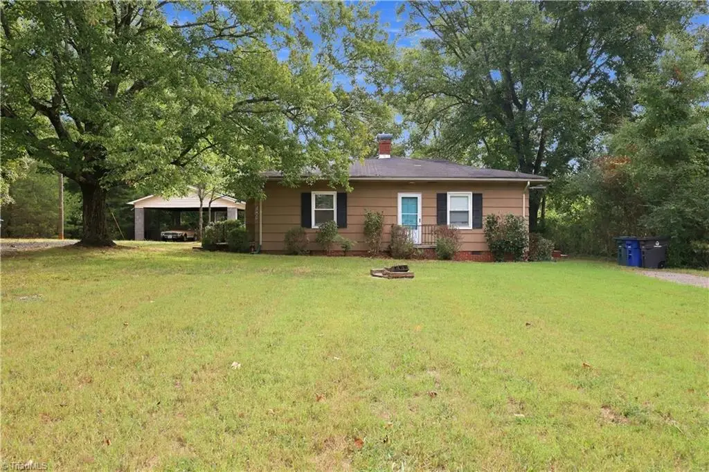 5038 Pinewood Drive, Winston Salem, NC 27106 - #1