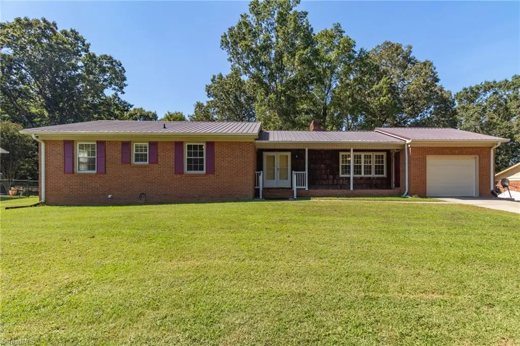 115 Monroe Drive, Lexington, NC 27292 - #1