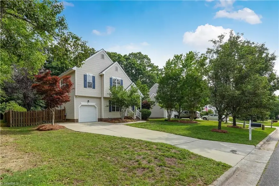 4025 Queens Grant Road, Jamestown, NC 27282 - #2