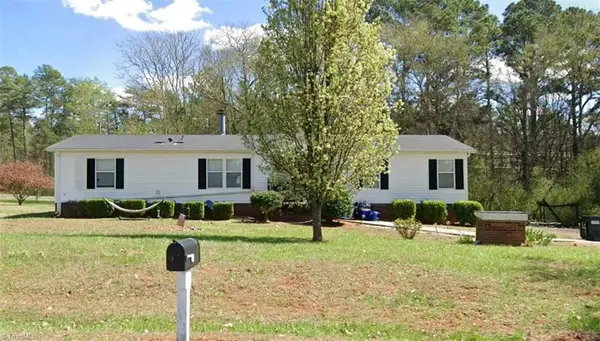 43776 Cypress Crossing Road, New London, NC 28127