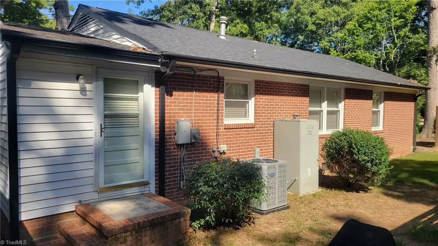 3608 Wilshire Drive, Greensboro, NC 27408 - #2