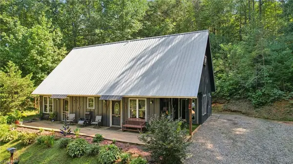 488 Hollywood Road, Moravian Falls, NC 28654
