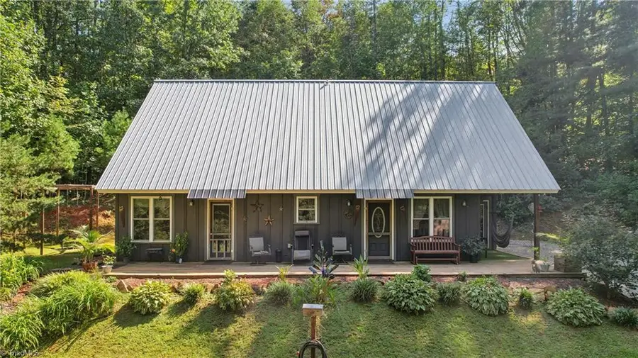 488 Hollywood Road, Moravian Falls, NC 28654 - #3
