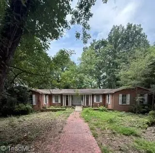 328 Robin Road, Mount Airy, NC 27030 - #2
