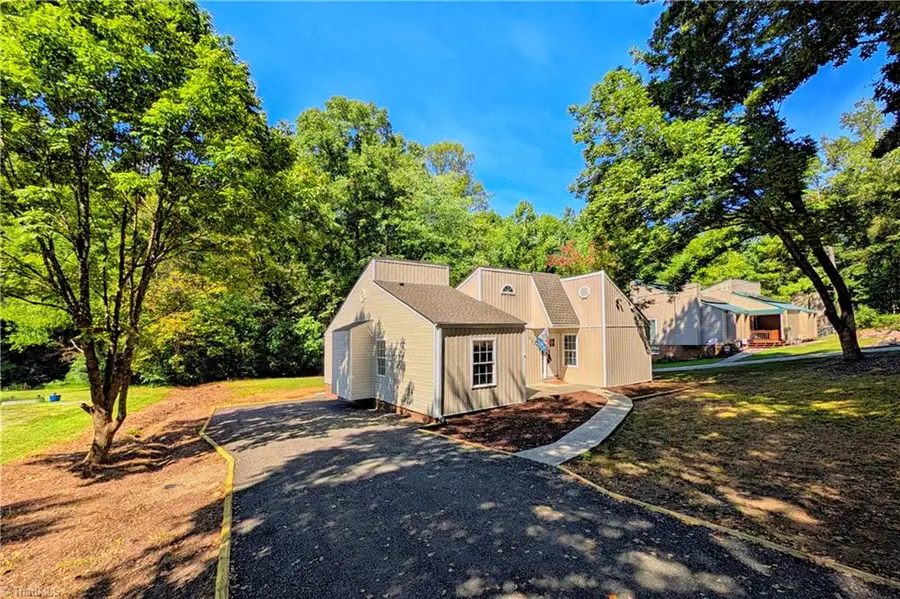130 Roswell Drive, Kernersville, NC 27284 - #2