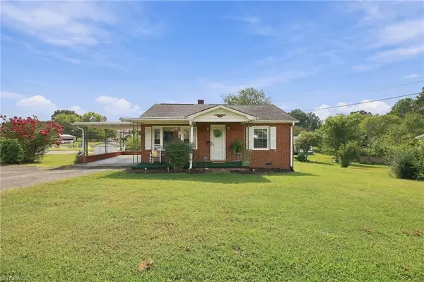 143 Calvary Drive, Mount Airy, NC 27030