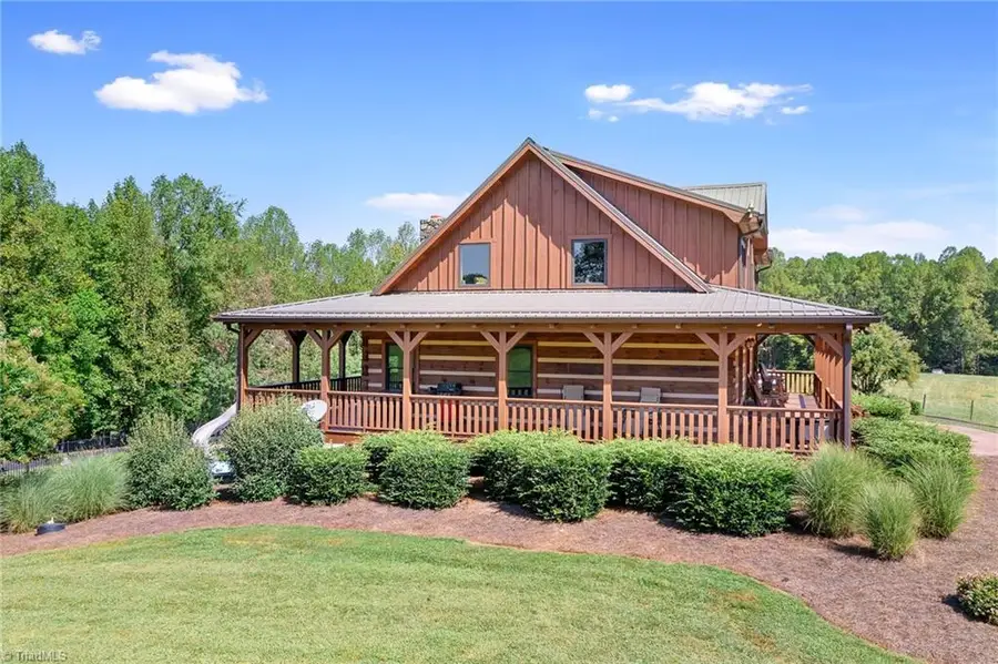 151 Farm Side Lane, Pilot Mountain, NC 27041 - #3