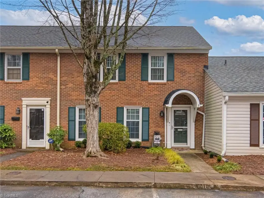 4010 Huntingreen Lane #D, Winston Salem, NC 27106 - #2