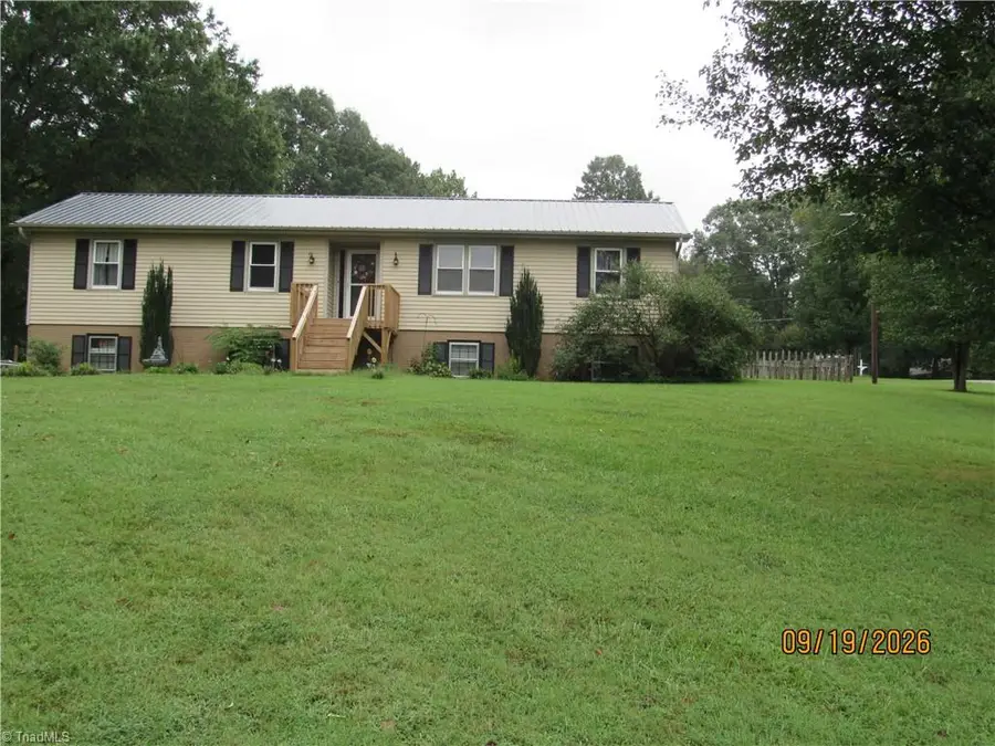 1721 Valley Brook Road, Clemmons, NC 27012 - #2