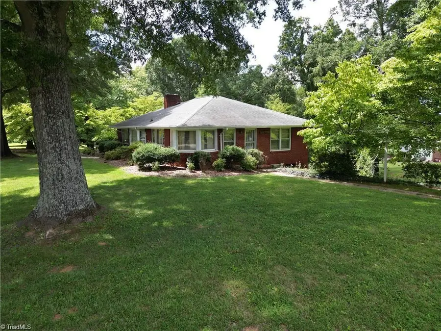 815 Nc Highway 65 #F-1, Reidsville, NC 27320 - #3